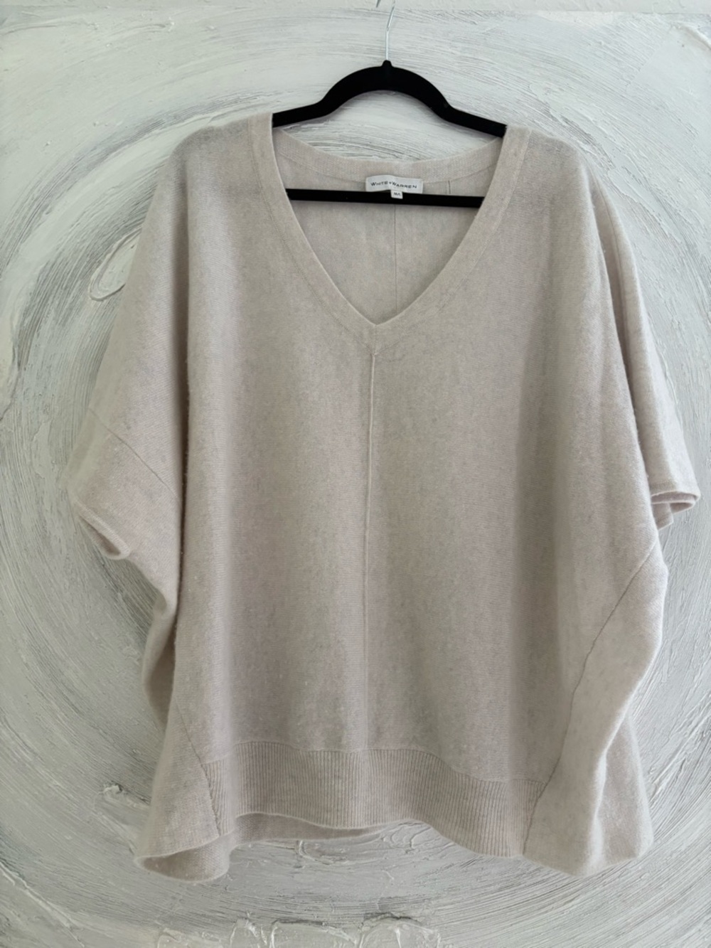 White + Warren Natural Heather V-Neck Dolman Sleeve Cashmere  Sweater.Never worn